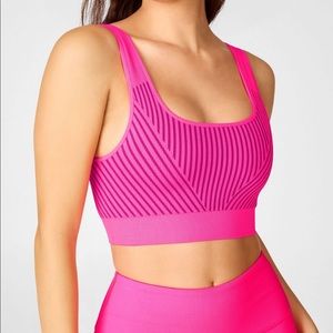 Fabletics, Alexis seamless sports bra size small